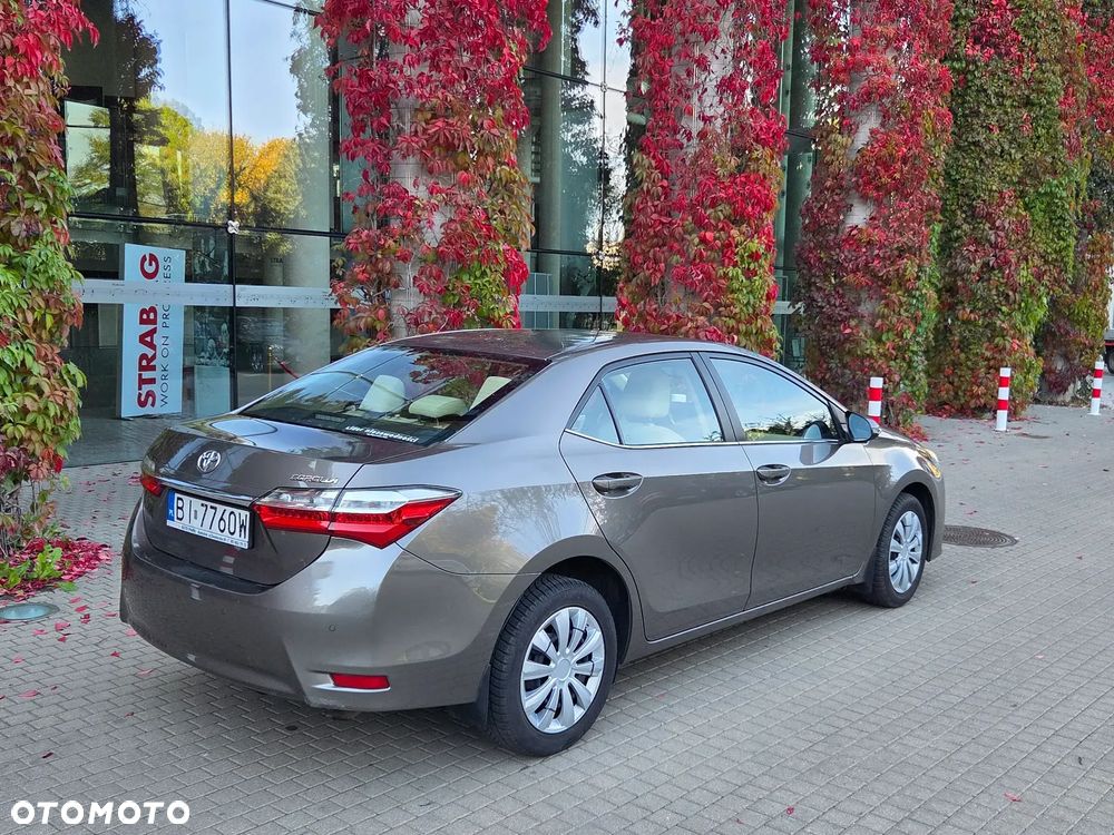 Toyota Corolla 1.6 Comfort - 4