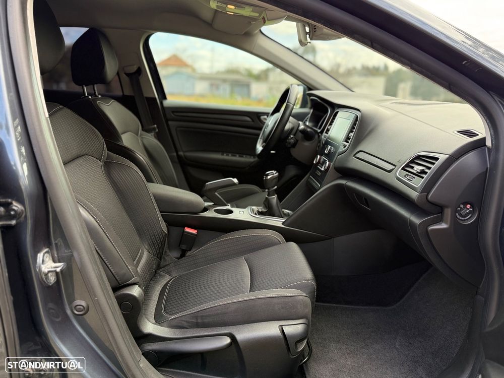 Renault Mégane 1.5 dCi Bose Edition J18 - 17