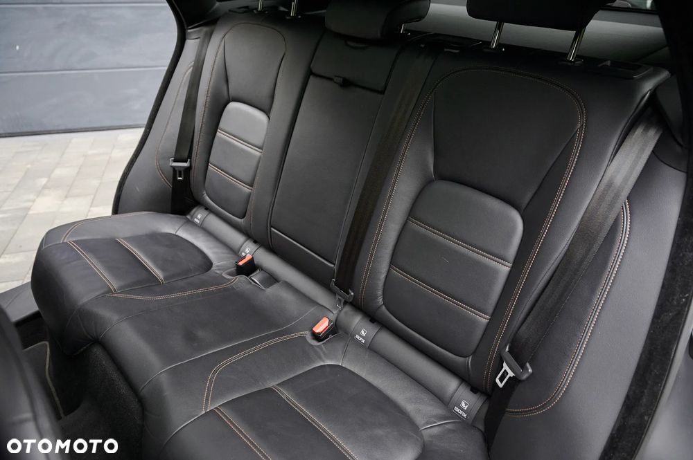 Jaguar F-Pace 20d AWD Prestige - 20