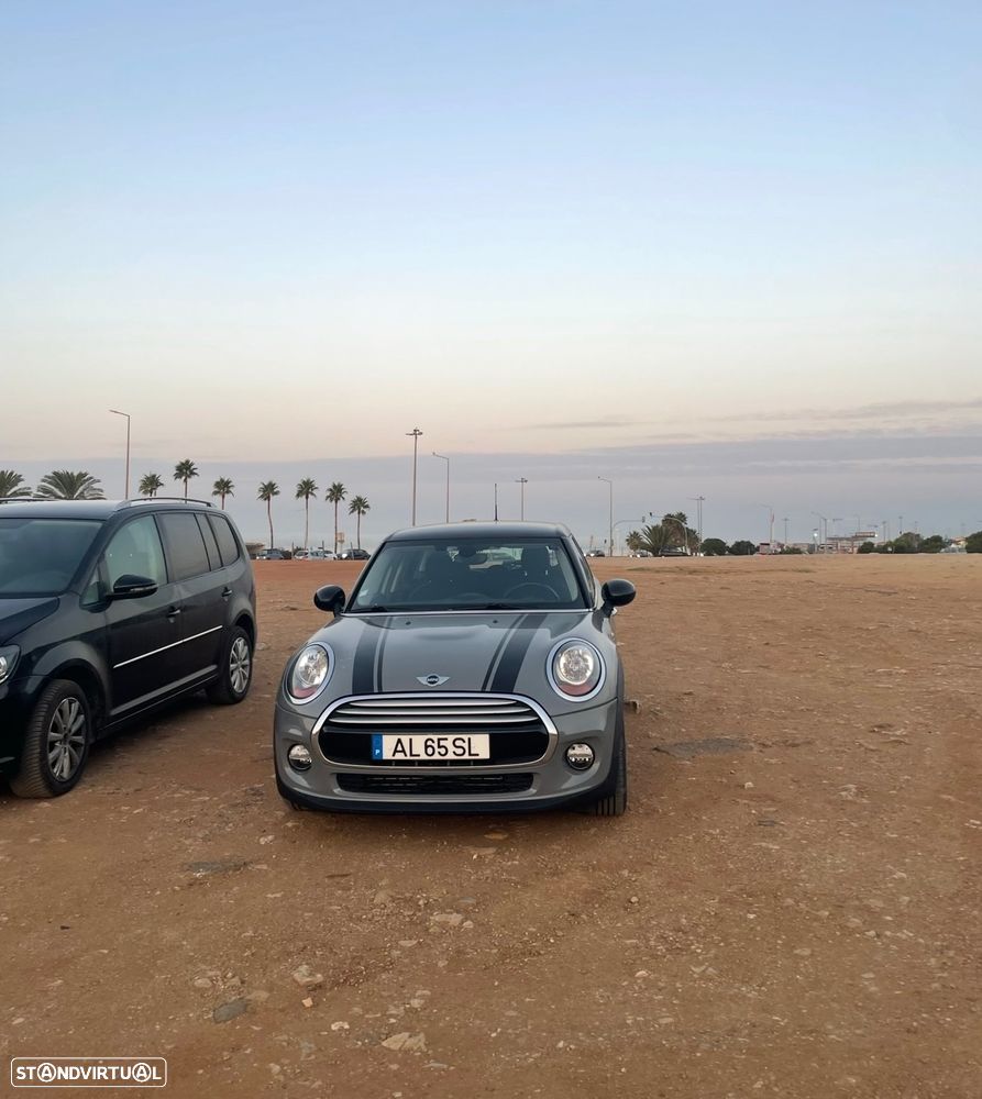 MINI 5 Portas Cooper D - 1