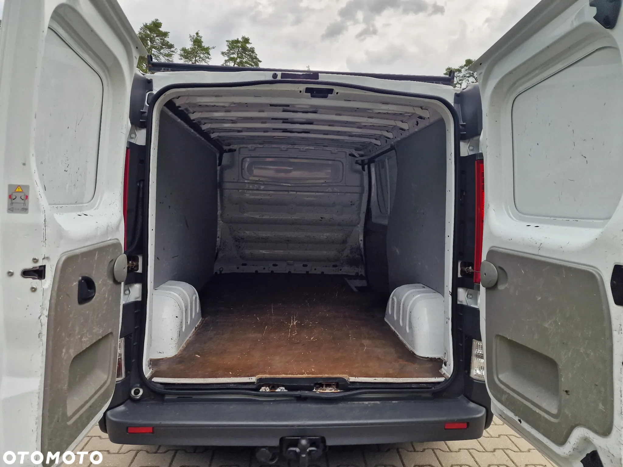 Renault Trafic - 16