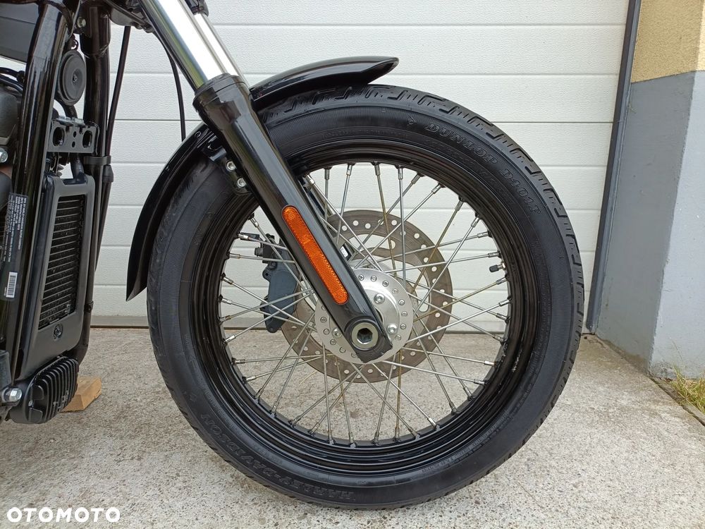 Harley-Davidson Softail Street Bob - 6