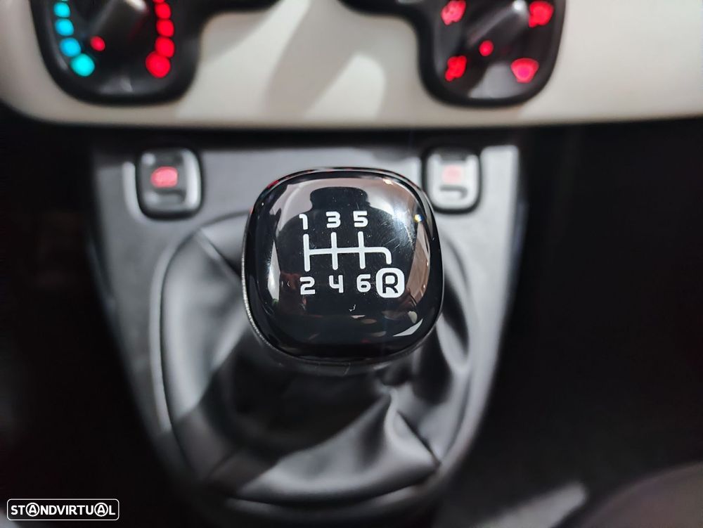 Fiat Panda 1.0 Hybrid Pandina - 21