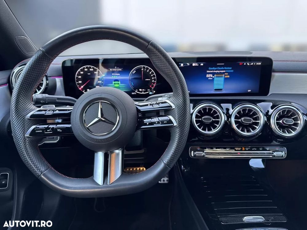 Mercedes-Benz CLA 250 - 12