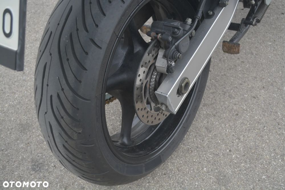 Yamaha FZ6 - 14