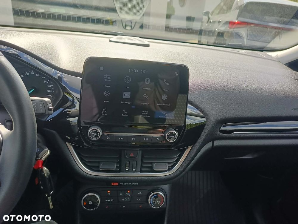 Ford Fiesta 1.1 S&S TITANIUM - 30