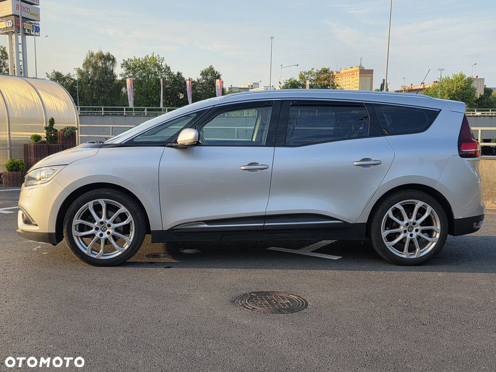 Renault Grand Scenic - 4