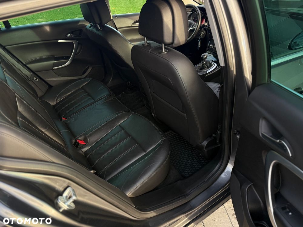 Opel Insignia 2.0 CDTI Sports Tourer Cosmo - 20