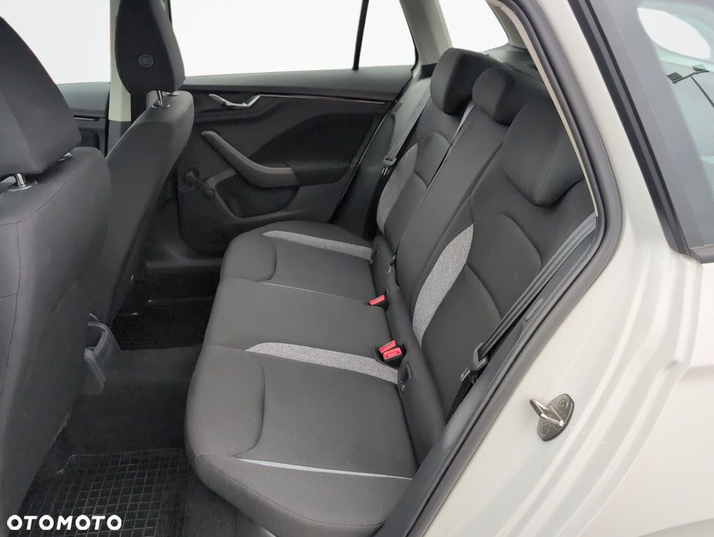 Skoda Kamiq 1.0 TSI Active - 11
