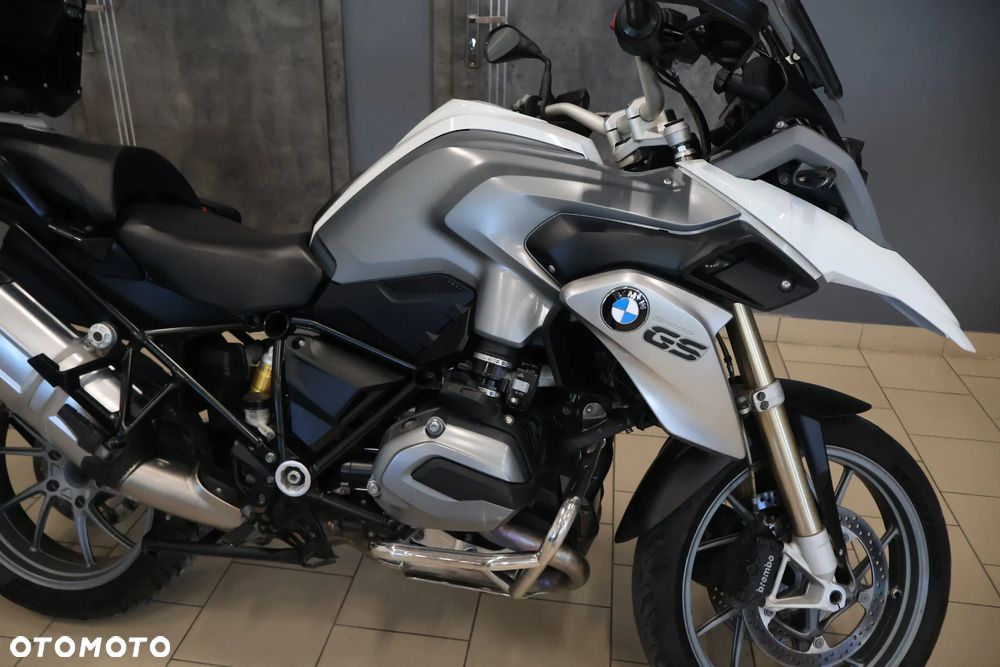 BMW R - 8