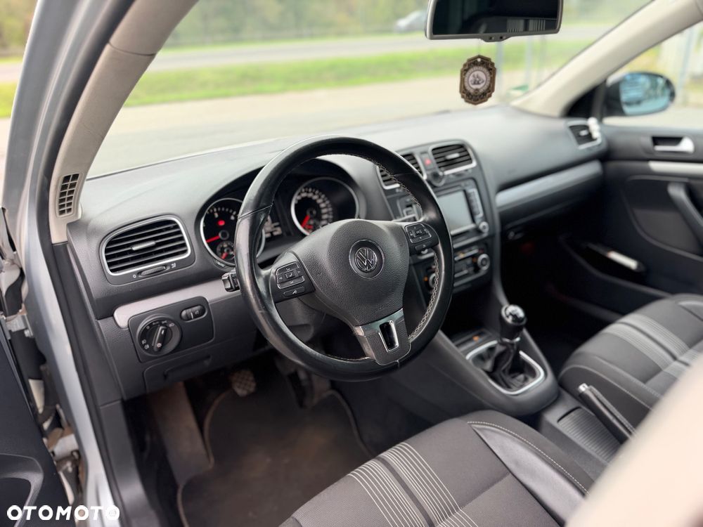 Volkswagen Golf VI 2.0 TDI Comfortline - 12