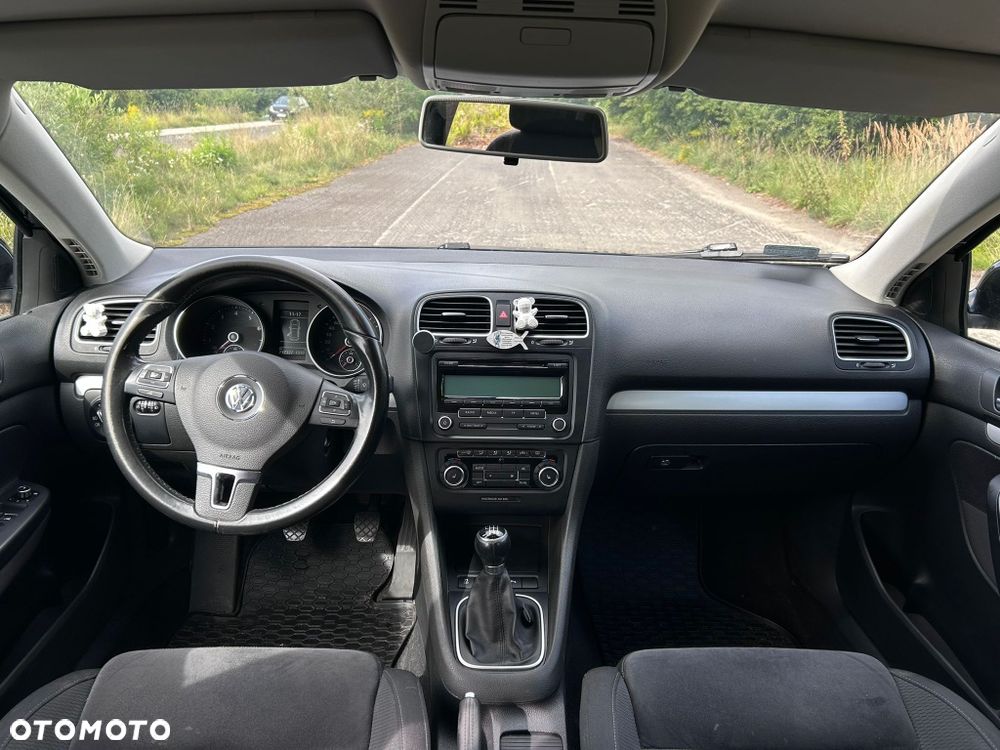 Volkswagen Golf - 4
