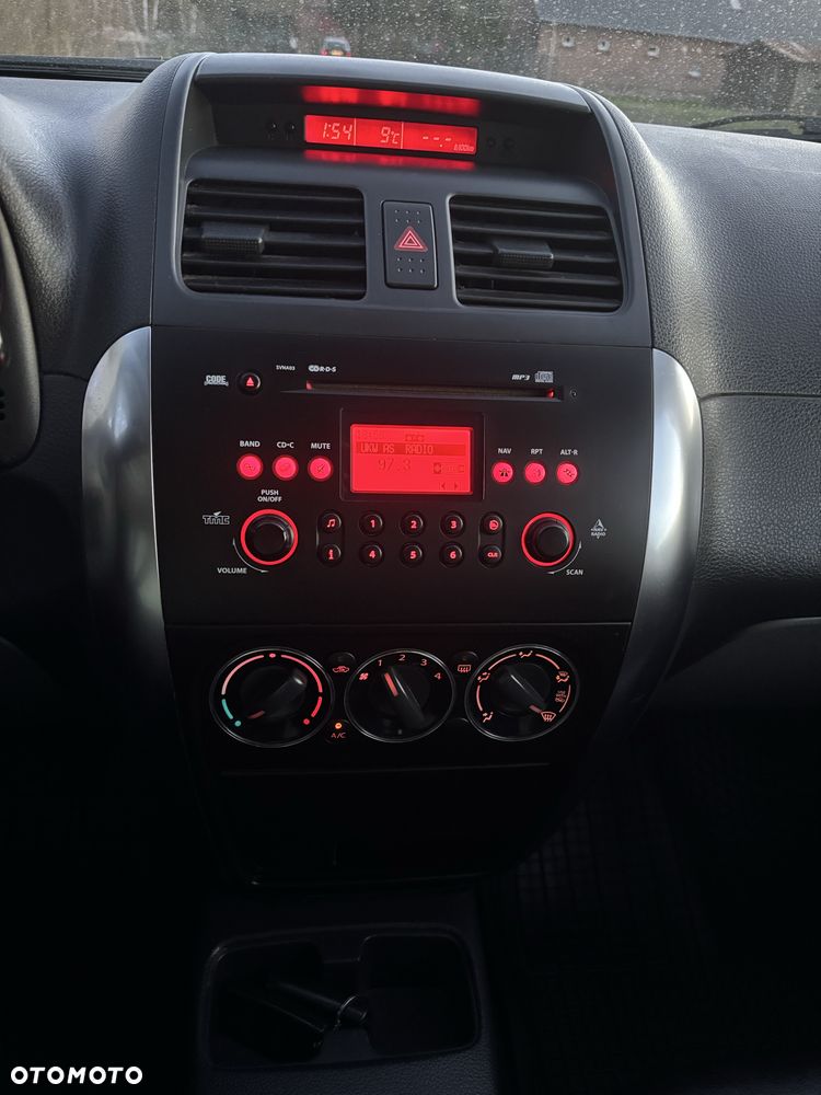 Suzuki SX4 - 6