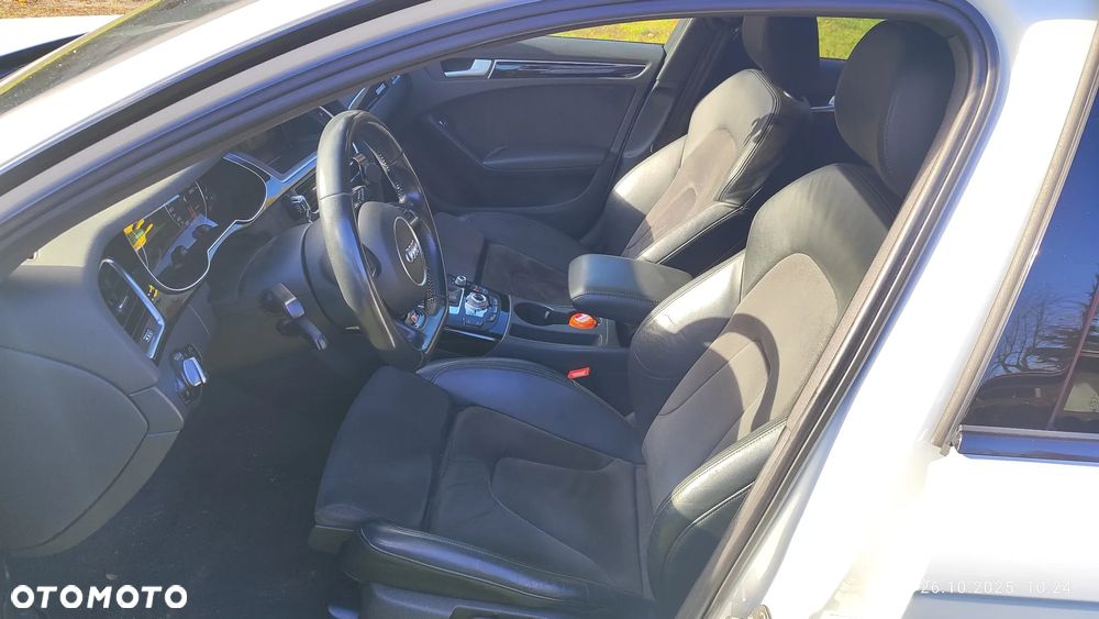 Audi A4 Avant 2.0 TDI DPF quattro S tronic S line Sportpaket - 14