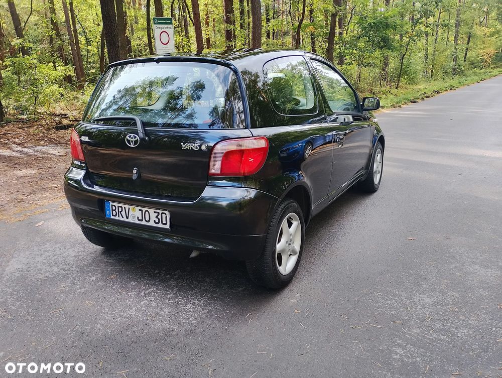 Toyota Yaris - 9