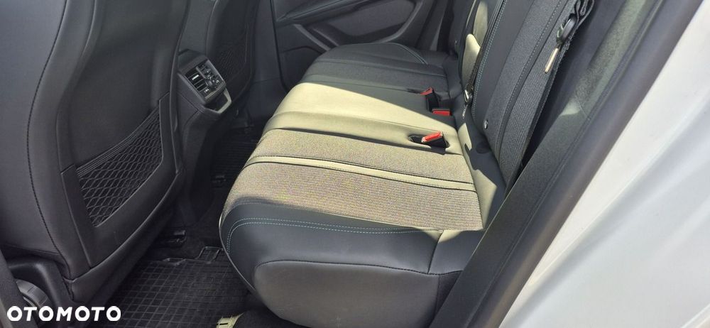 Peugeot 3008 1.2 PureTech Allure Pack S&S EAT8 - 27