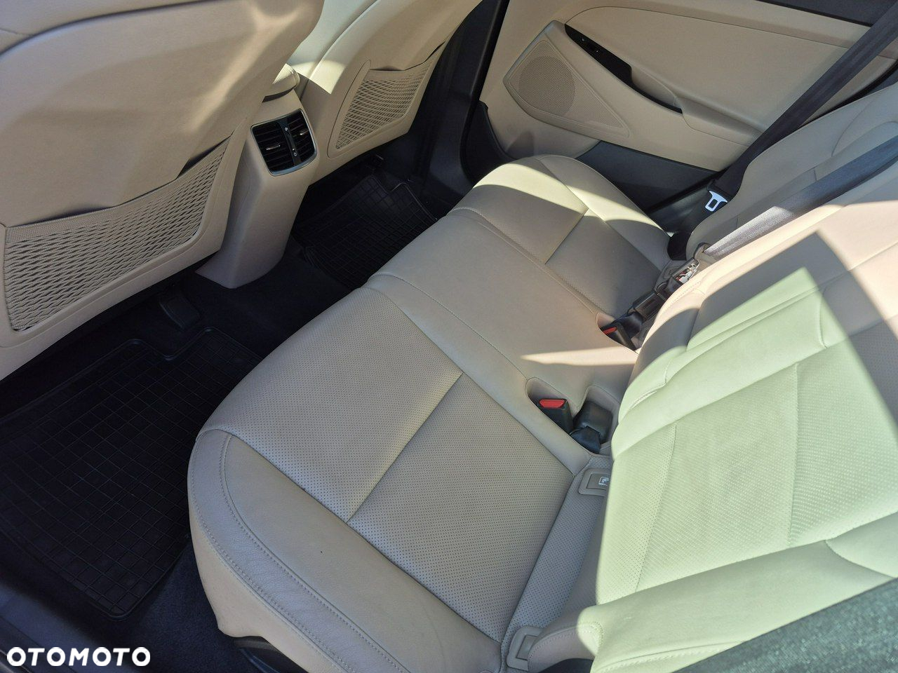 Hyundai Tucson - 14