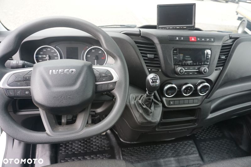 Iveco 35C16 HDS żuraw wywrotka - 11
