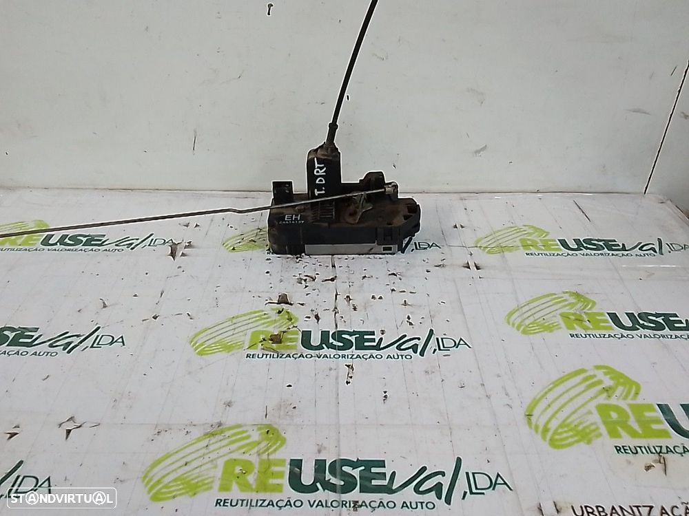 Fecho Da Porta Trás Dto Opel Corsa C Caixa (X01) - 1
