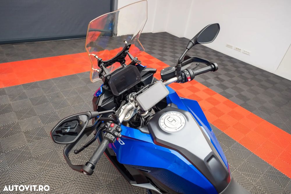 BMW F 900R Force - 16