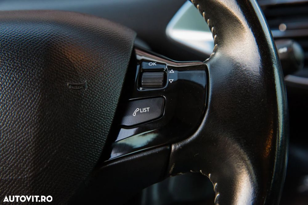 Peugeot 308 - 26
