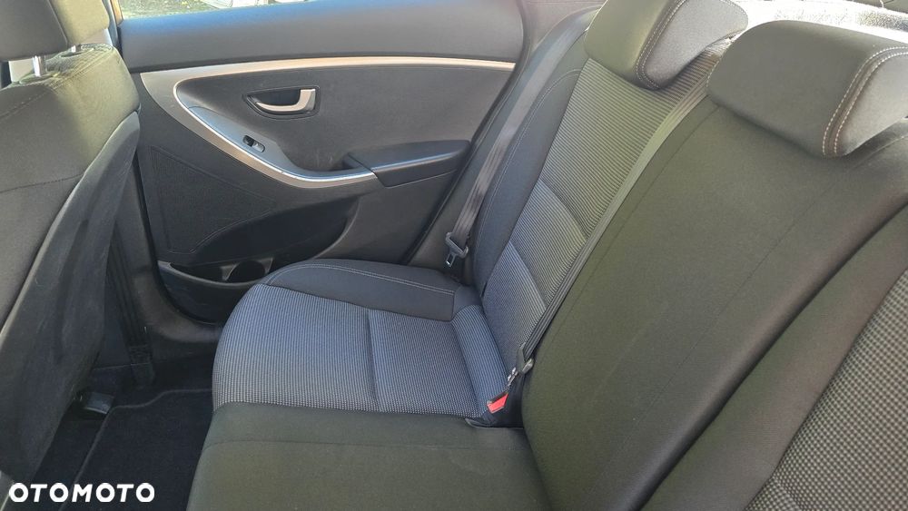 Hyundai i30 - 12