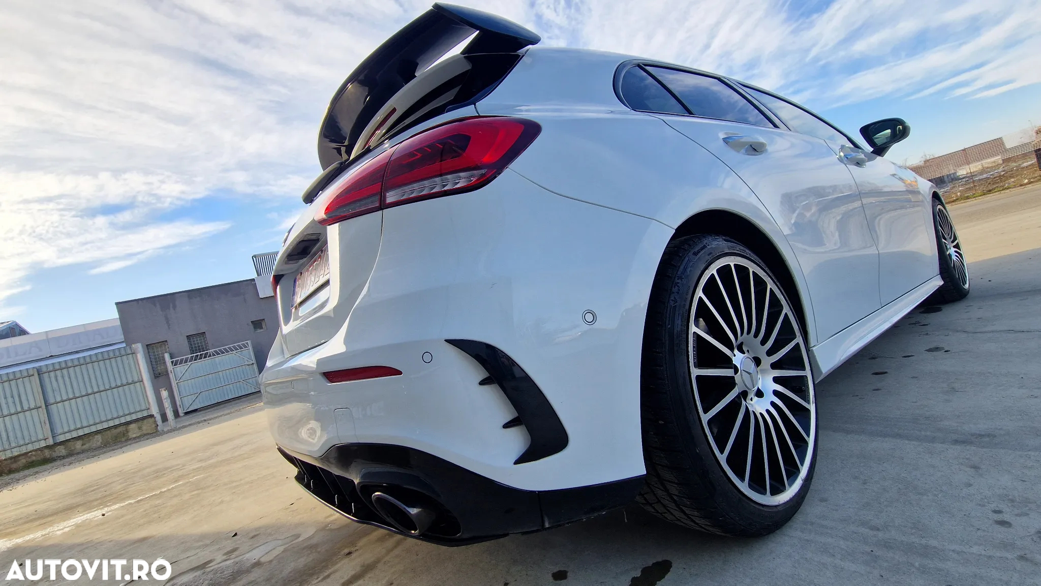 Mercedes-Benz A 180 d 7G-DCT AMG Line - 30