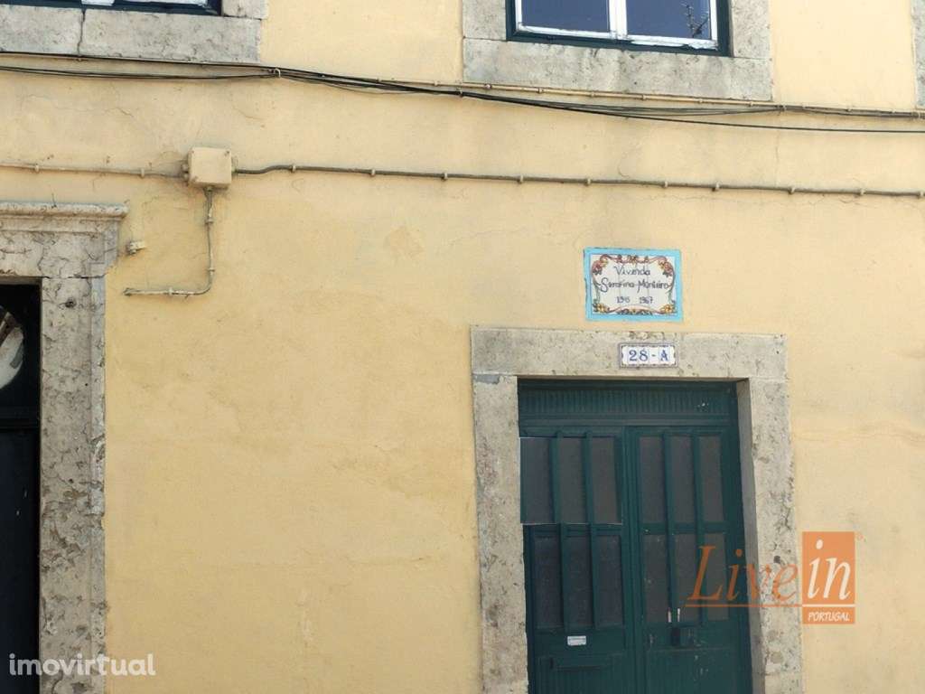 Três Moradias em Banda para Remodelação Total em São Julião do Tojal - Grande imagem: 4/27