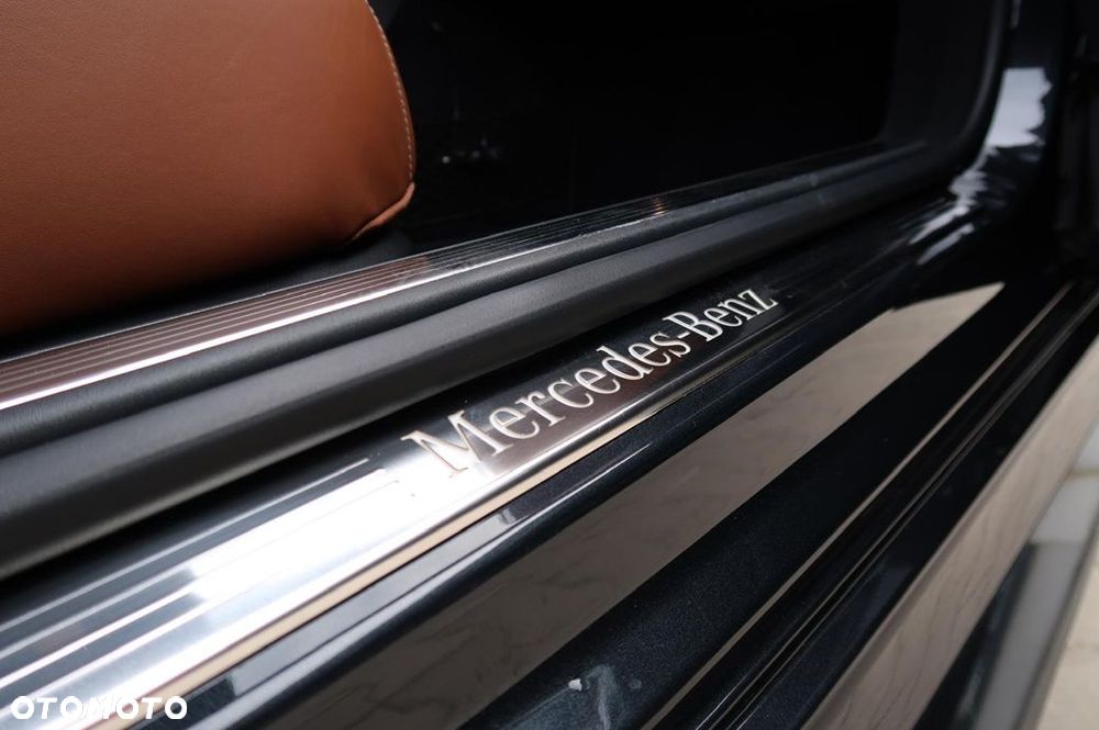 Mercedes-Benz Klasa S 500 4-Matic 7G-TRONIC - 33