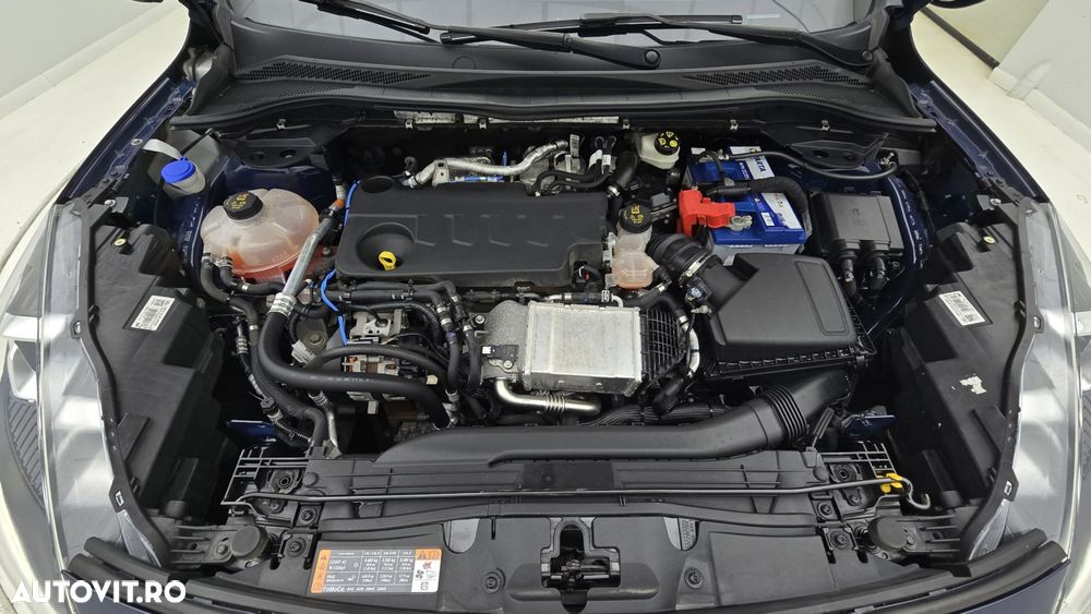 Ford Kuga - 24