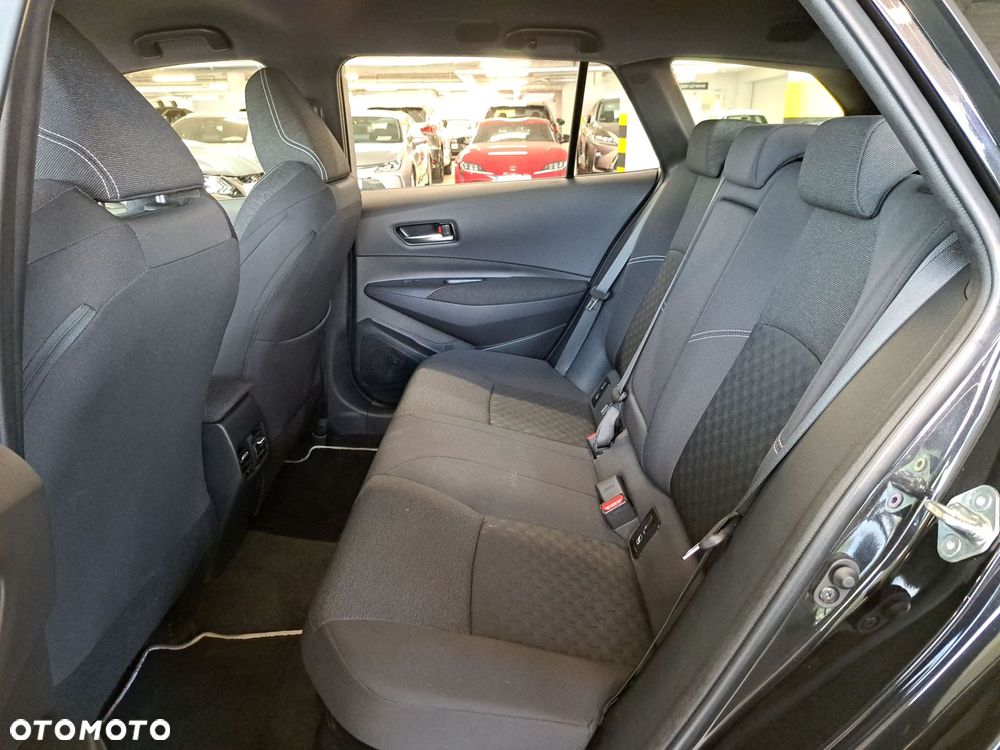 Toyota Corolla 1.8 Hybrid Comfort - 13