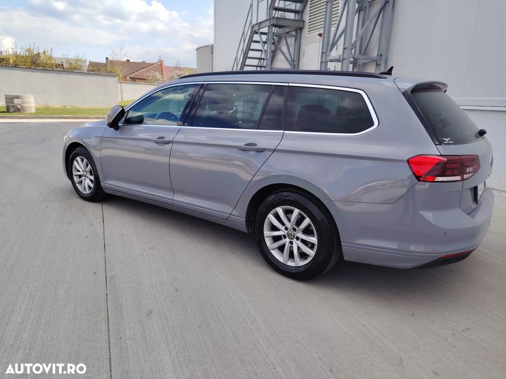 Volkswagen Passat 2.0 TDI SCR DSG Business - 17