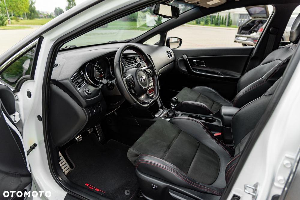 Kia Ceed 1.6 T-GDI GT - 5