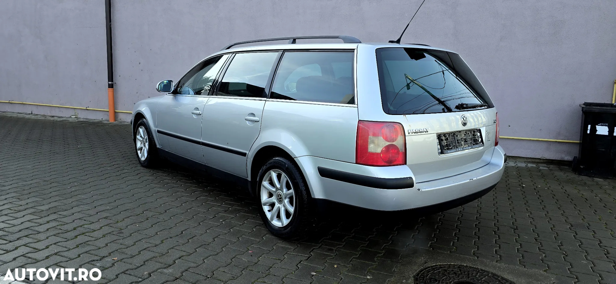 Volkswagen Passat Variant 2.0 5V Comfortline Family - 10