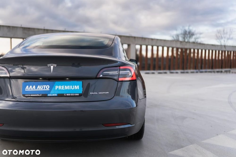 Tesla Model 3 - 22