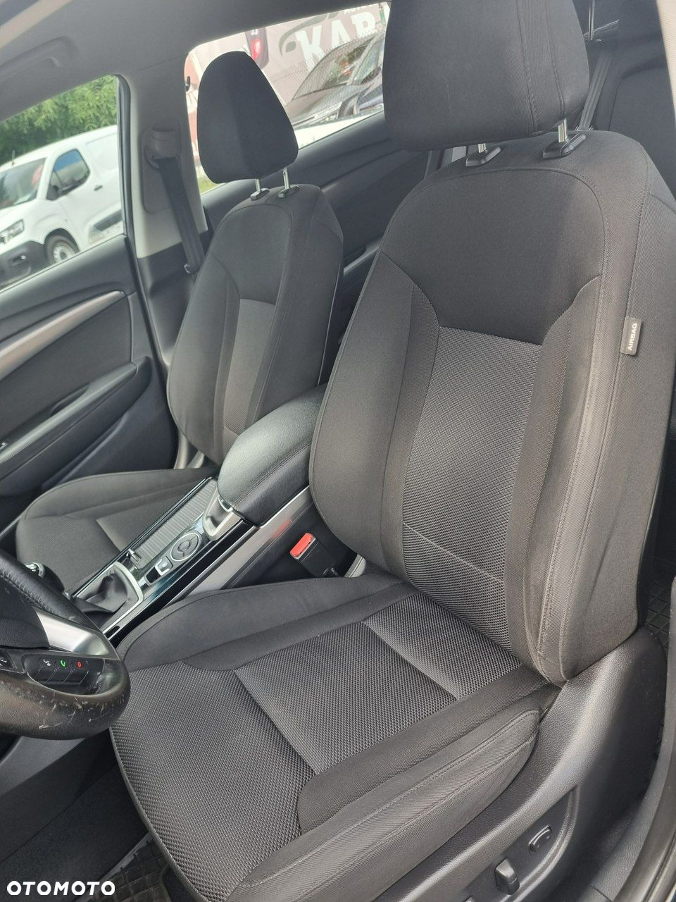 Hyundai i40 - 12