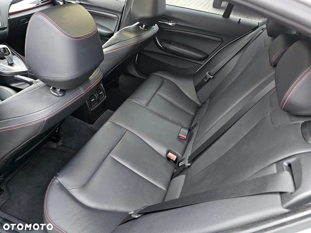 BMW Seria 1 125d Sport-Aut Sport Line - 20