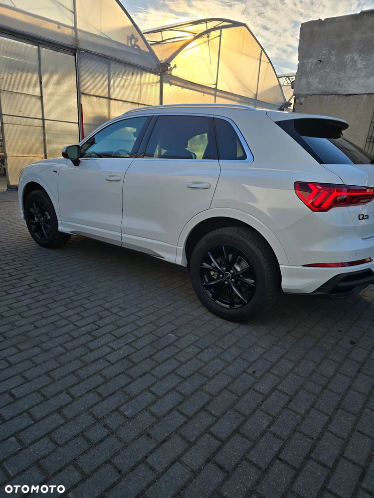 Audi Q3 45 TFSI Quattro S tronic S line - 24