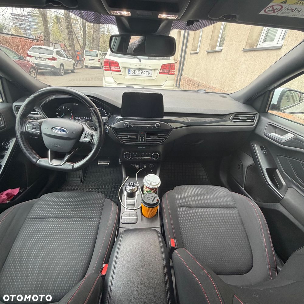 Ford Focus 1.5 EcoBlue STart-Stopp-System ST-LINE - 9