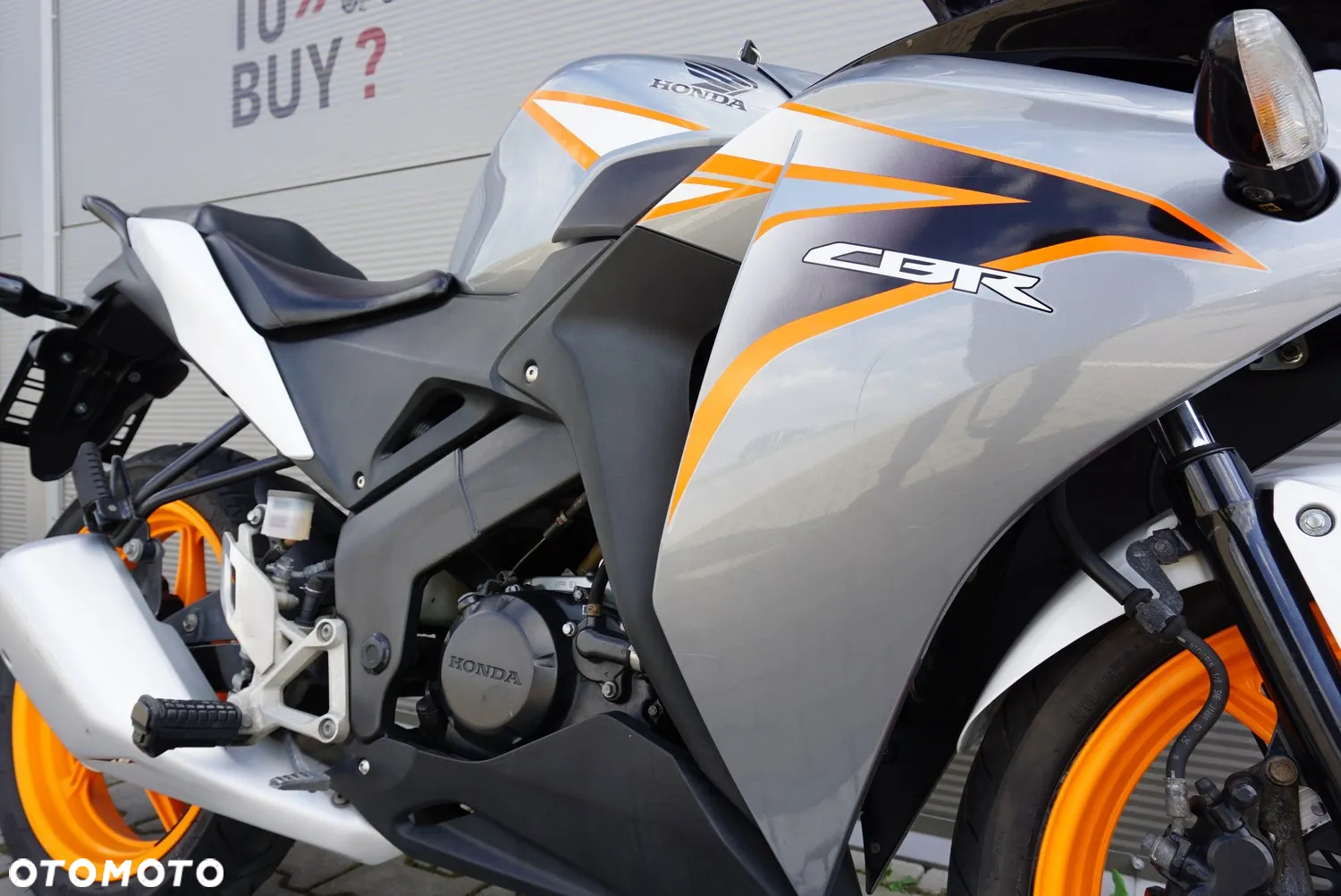 Honda CBR - 15