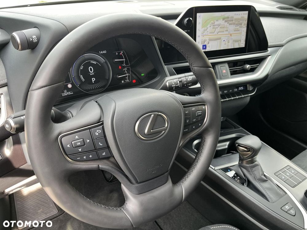Lexus UX 250h GPF Business AWD - 12