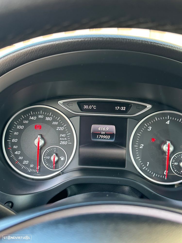 Mercedes-Benz A 180 d - 8