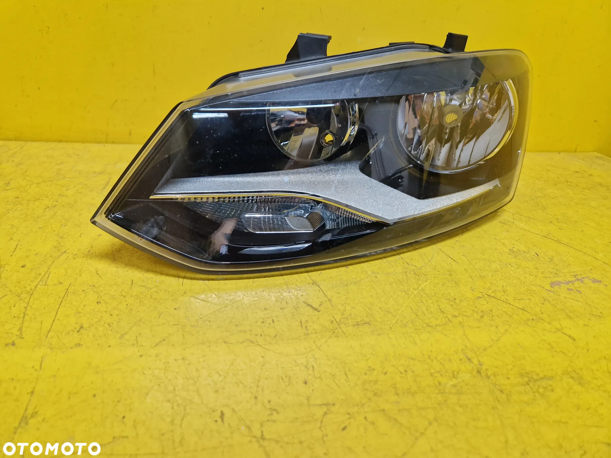 VW POLO V 5 LAMPA LEWA PRZOD 6R1941007E - 2