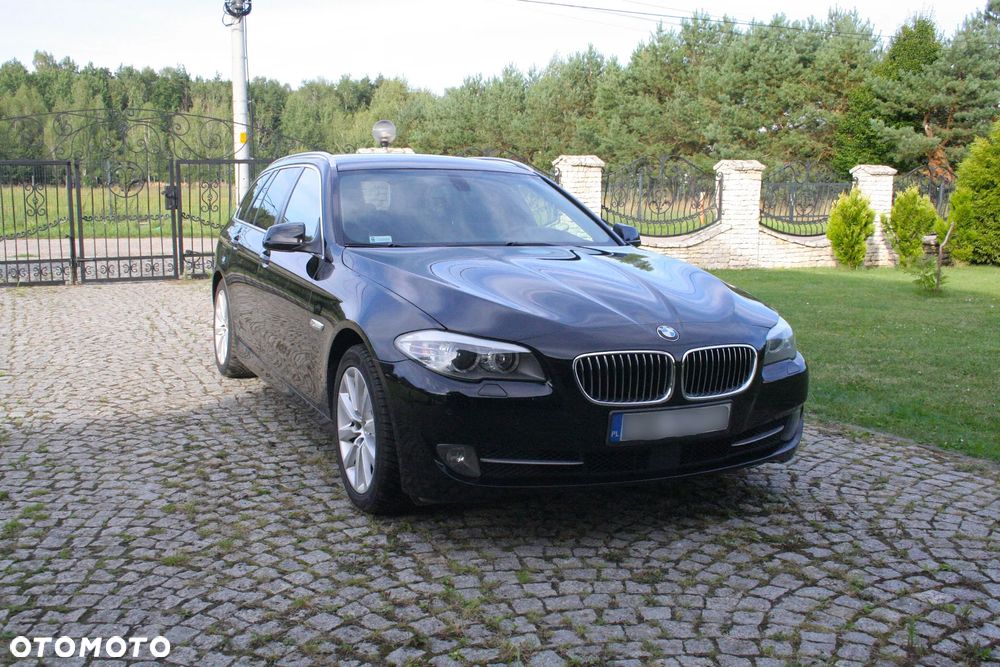 BMW 5 Series 2012 photo 4
