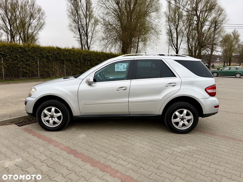 Mercedes-Benz ML - 14