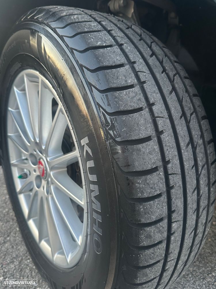 Jaguar F-Pace 2.0 i4D Pure Aut. - 16