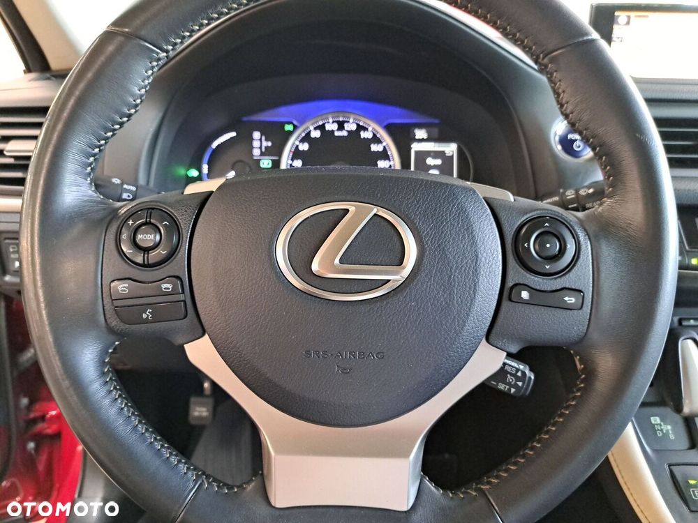 Lexus CT 200h Prestige - 33