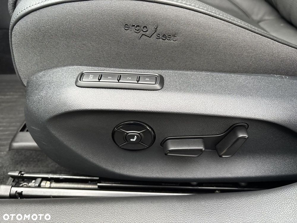 Skoda Superb 1.5 TSI L&K DSG - 22