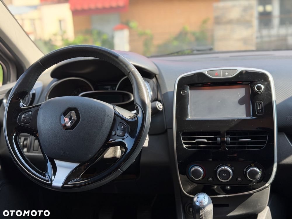 Renault Clio 1.2 16V Alize - 16
