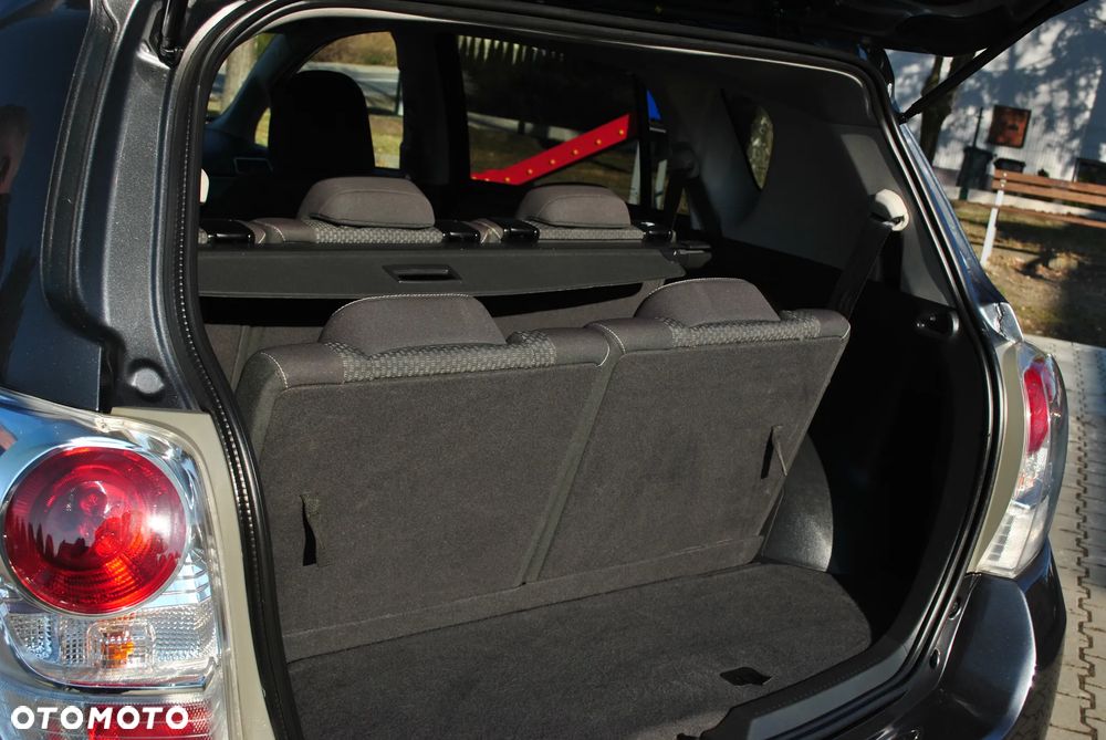 Toyota Verso 1.6 Premium 7os - 14